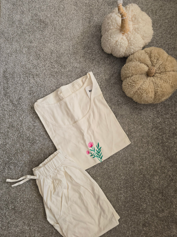 تاپ و شلوارک گل پنبه قوارهدار زنانه L191۹