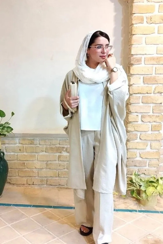ست سه تکه زنانه شانتون مانتو، تاپ و شلوارL1131