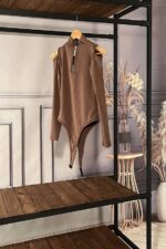 بادی زیپ دار قهوه ای