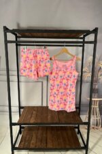 تاپ و شلوارک صورتی