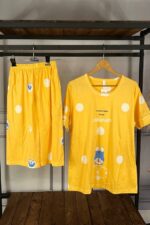 تیشرت و شلوارک زرد