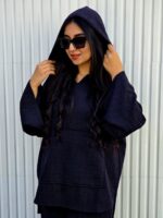 ست هودی و شلوار اسپرت زنانه با رنگ مشکی، مناسب پاییز و زمستان، از جنس نخ پنبه با طراحی راحت و شیک.