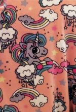 ست پیراهن و شلوار مخمل فری سایز با طرح فانتزی، مناسب سایز 36 تا 48. نمایش جزئیات طرح روی مدل با سایز 36