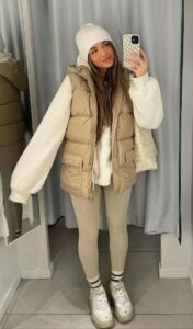 تصویر تفاوت میان وست و پافر، انتخاب بهترین لباس برای فصل سرد.