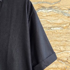 پیراهن مشکی مردانه، پیراهن چسبان مردانه، پیراهن یقه V مردانه، پیراهن اندامی مردانه، پیراهن مراکشی مردانه، لباس تابستانی مردانه، پیراهن اسپرت مردانه، پیراهن مردانه جدید، خرید اقساطی لباس مردانه، خرید پیراهن مشکی مردانه، پیراهن مردانه اسنپپی، تیپ مردانه شیک، پوشاک مردانه ترند، پیراهن مشکی slim fit، لباس مردانه با پارچه مراکشی، پیراهن مردانه با فرم اندامی، استایل مردانه تابستانی، لیما مد، پیراهن مجلسی مردانه ساده، خرید آنلاین پیراهن مردانه.