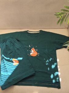 ست لباس خانگی زنانه, تیشرت و شلوارک سبز, ست راحتی طرح روباه, لباس خانگی دخترانه, ست تابستانی زنانه, لباس راحتی نخی, ست لباس خواب زنانه, لباس راحتی شیک, ست راحتی خنک, لباس خانگی با طرح فانتزی