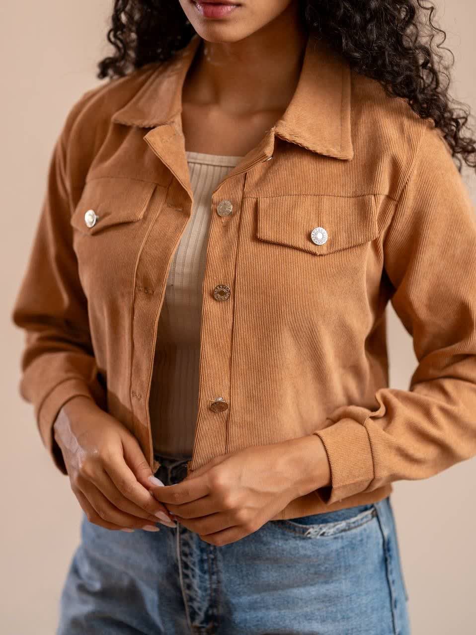 کت کوتاه زنانه شیک و مجلسی به رنگ کرم