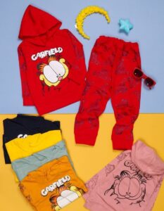 هودی و شلوار گارفیلد، لباس کودک گارفیلد، ست هودی و شلوار بچه‌گانه، لباس کودک پنبه لاکرادار، خرید لباس کودک قسطی، خرید چهار قسطه اسنپ‌پی، ست بچه‌گانه پاییزی، لباس گرم کودک، لباس بچه‌گانه زمستانی، ست پسرانه گارفیلد، ست دخترانه گارفیلد، لباس کودک دو تا سه سال، ست هودی بچه‌گانه، ست شلوار بچه‌گانه، لباس کودک فانتزی، ست کارتونی بچه‌گانه، خرید لباس کودک آنلاین، لباس کودک لیمامد، ست راحتی کودک، ست لباس کودک اقتصادی، هودی گارفیلد بچه‌گانه، شلوار گارفیلد کودک، خرید لباس کودک با اسنپ‌پی، لباس کودک قسطی اسنپ‌پی، خرید آسان لباس کودک، ست گارفیلد جدید، لباس نوزاد و کودک، ست لباس کودک باکیفیت، لباس کودک طرح دار، خرید ست بچه‌گانه جدید