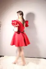 لباس عروسکی قرمز